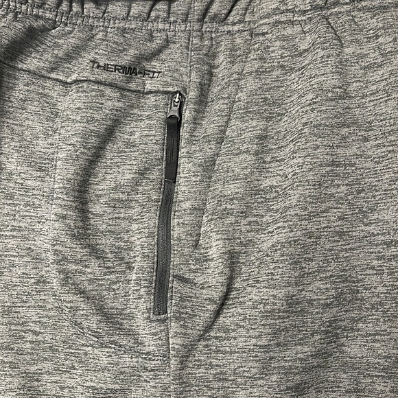 NWT Mens thermal joggers - Picture 4 of 5